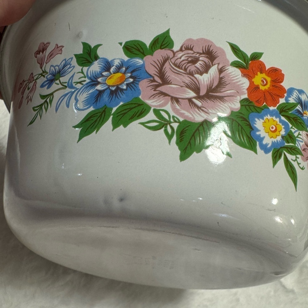 VTG Floral Metal Enamelware Lidded Pot Bowl Cottagecore Butterfly Brand MCM - Picture 9 of 9